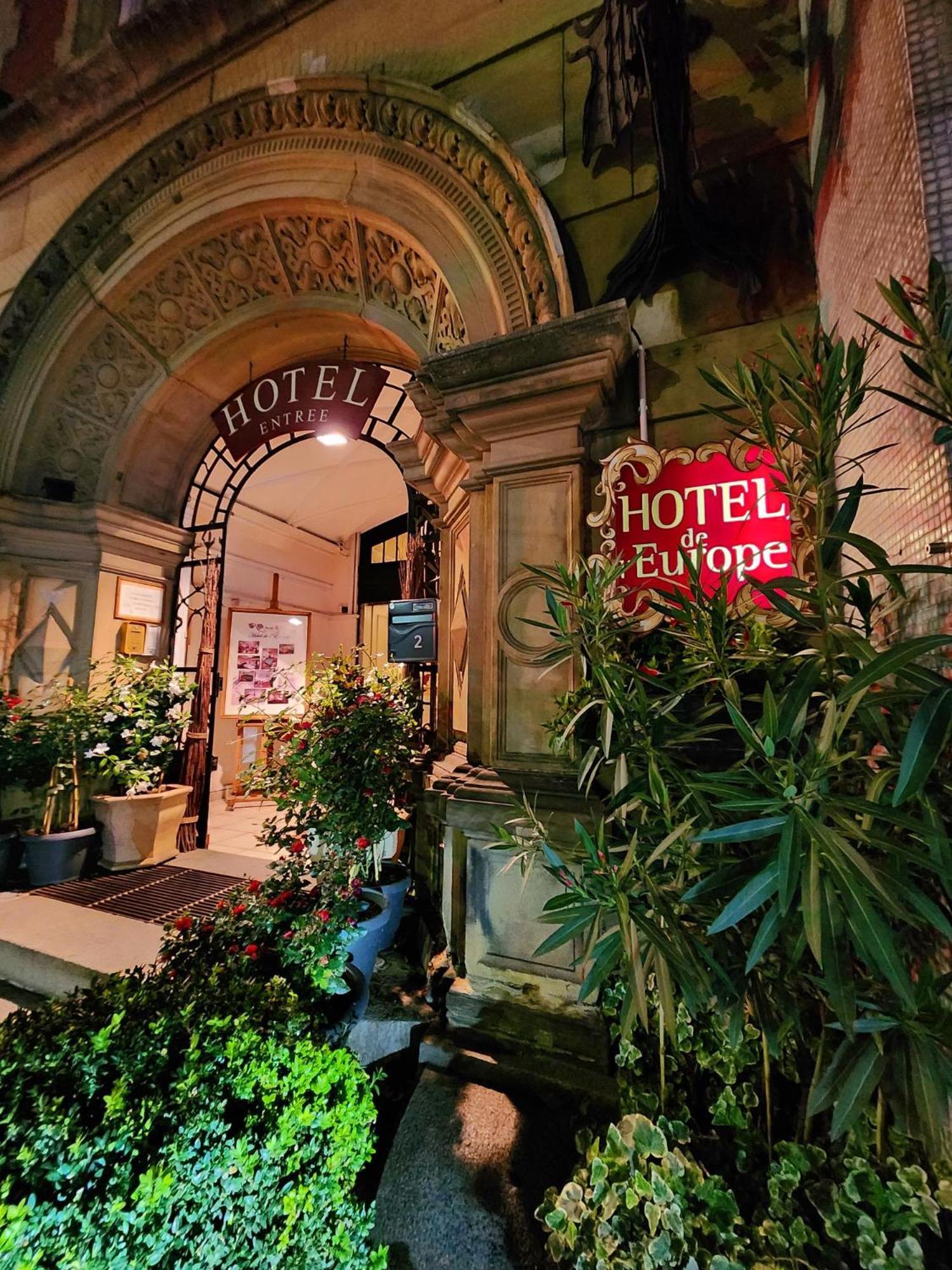 Hotel De l'Europe Aéroport Saint-Louis  Buitenkant foto